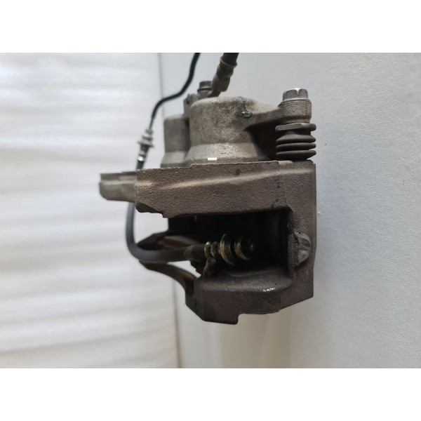 Суппорт в сборе передний левый  правый Infiniti QX50 18-25 410114GS0A 410014GS0A