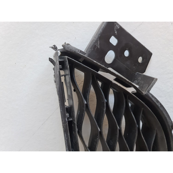 Нижняя решетка переднего бампера Infiniti QX50 18-25  стертый угол 622545NA0A 