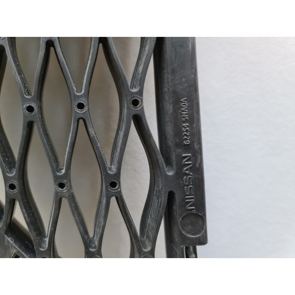 Нижняя решетка переднего бампера Infiniti QX50 18-25  стертый угол 622545NA0A 