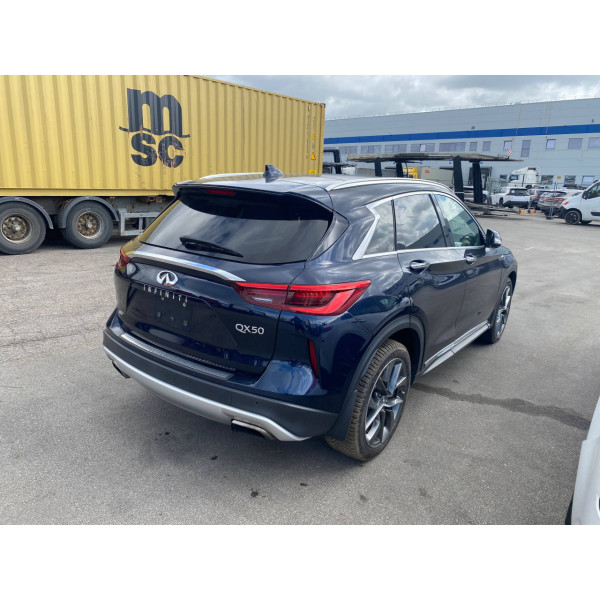 В разборе Infiniti QX50 ляда, капот, двери, есть все в наличии.