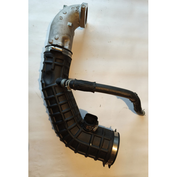 Патрубок повітряного фільтра Infiniti QX50 QX55 J55 19-26 16576-5NA1B / 165765NA1B